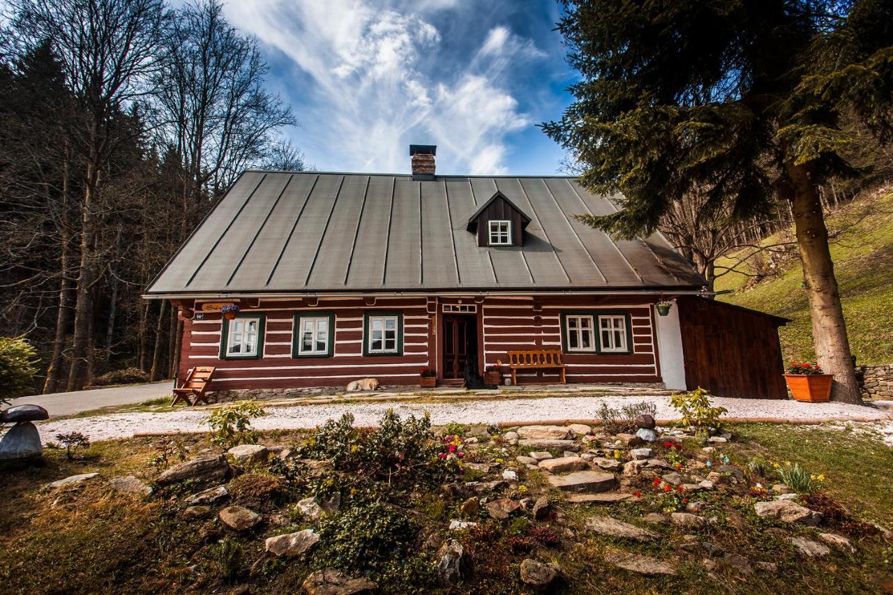 Chalupa Šárka Dolni Dvur Exterior foto