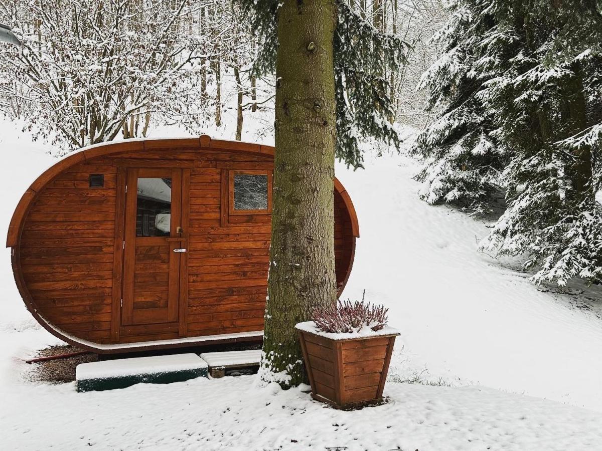 Chalupa Šárka Dolni Dvur Exterior foto